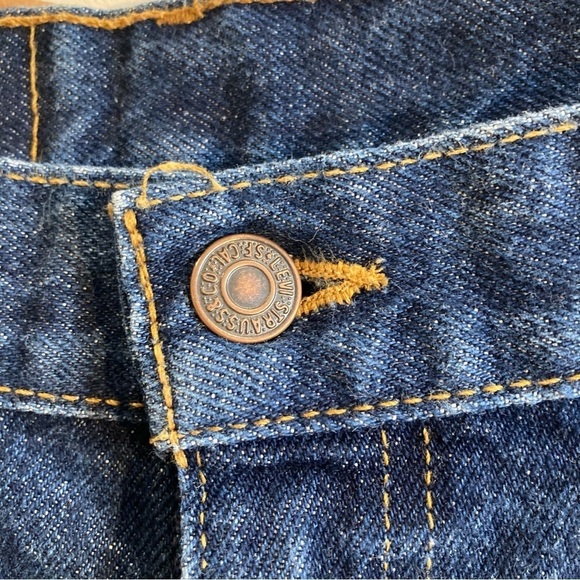 LEVI’S Sz 36 x 30 Orange Tab High Rise Classic Mid Wash Tapered  Leg Jeans - Picture 2 of 12